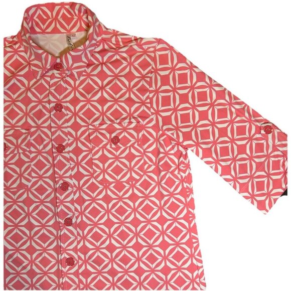 Lulu B Button Down 1/2 Sleeve Blouse Women's Size Medium Pink Pattern Buttons - Picture 5 of 7